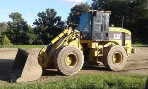 caterpillar_earth_mover_greensboro_vt