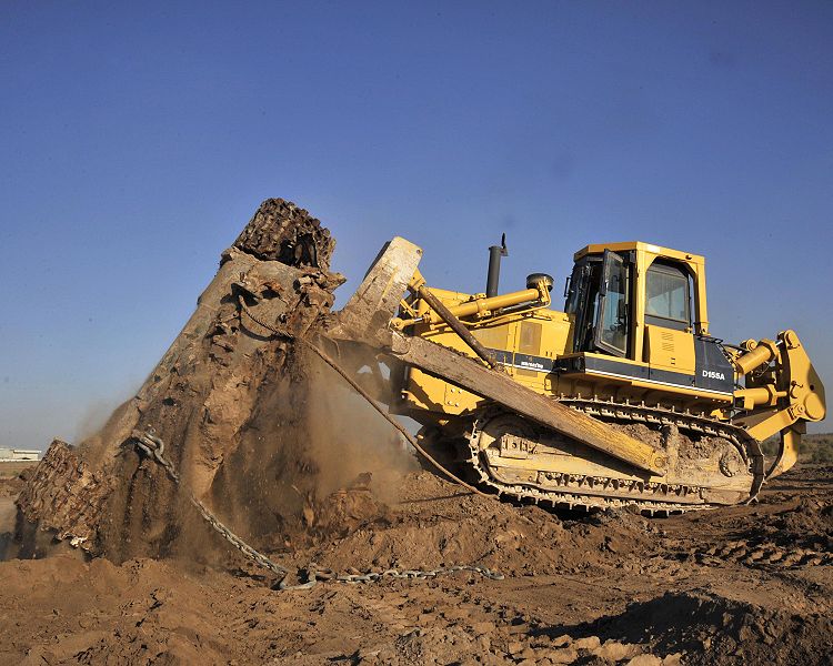 750px-komatsu_bulldozer